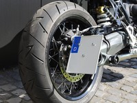 Kennzeichenhalter_seitlich_RnineT-b