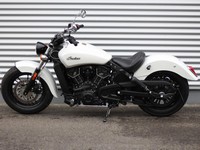 seitlicher Kennzeichenhalter fuer Indian Scout