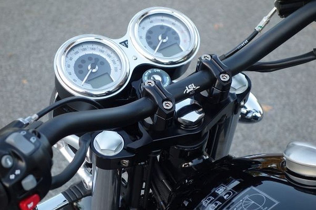 LSL_Superbikekit_fuer_Thruxton