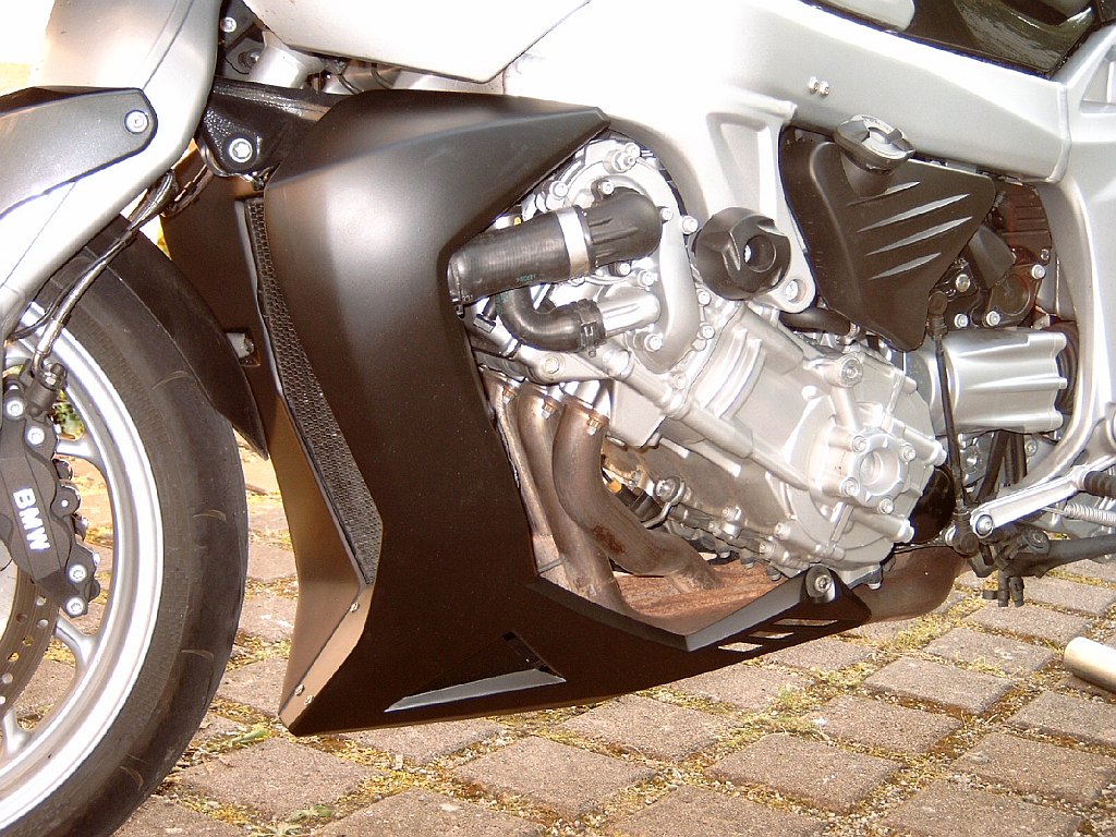 Schwabenmax Motorradzubehoer und Motorradtuning in Premiumqualitaet.  Spezialisiert auf Motorrad Tuning und Veredelung für Vmax, K1200R und  K1300R. Gaswegverkuerzung fuer dein Motorrad., Detailansicht, Für BMW  Modelle
